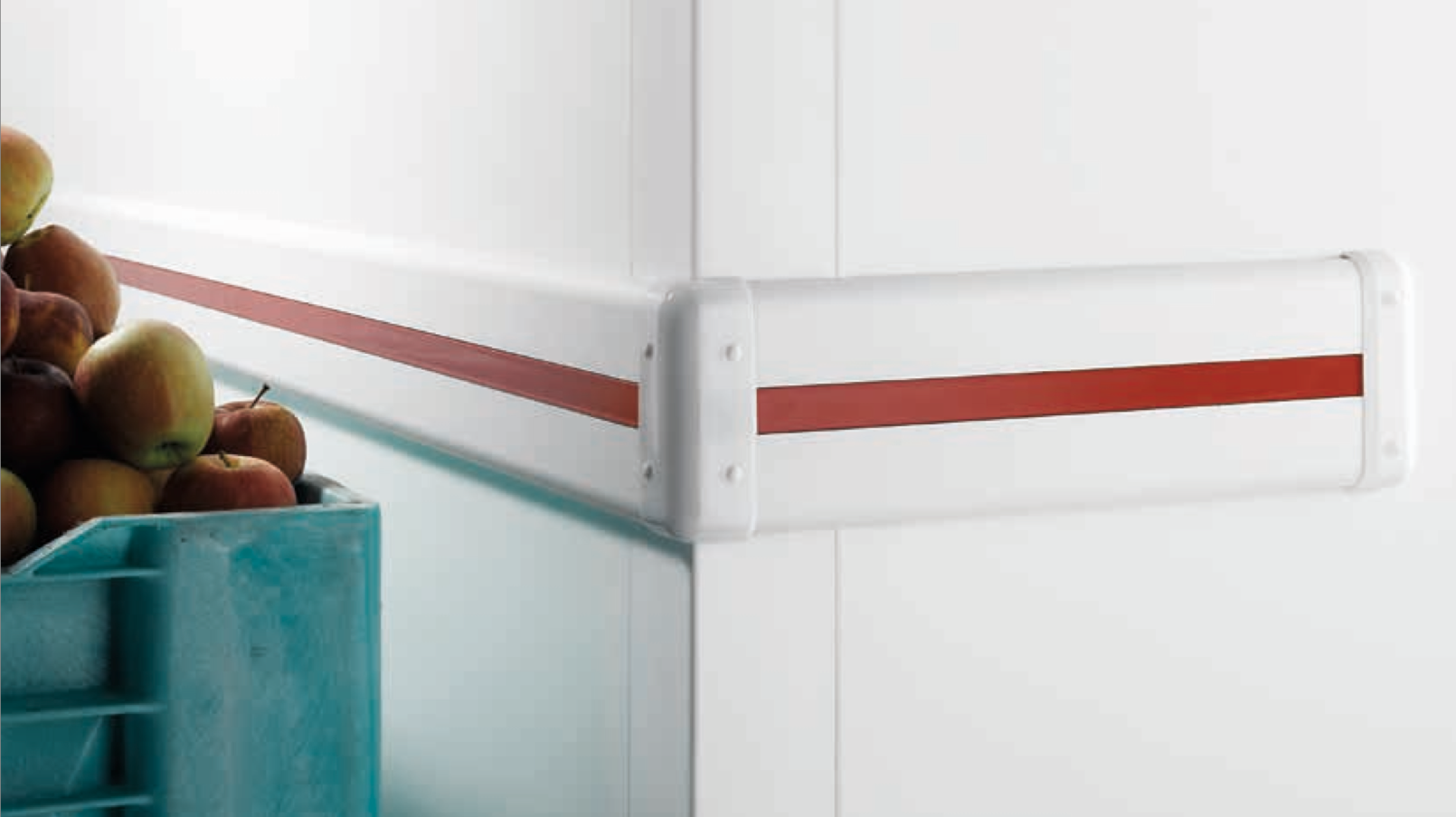 Por qué usar protecciones de pared de PVC en un cuarto frío